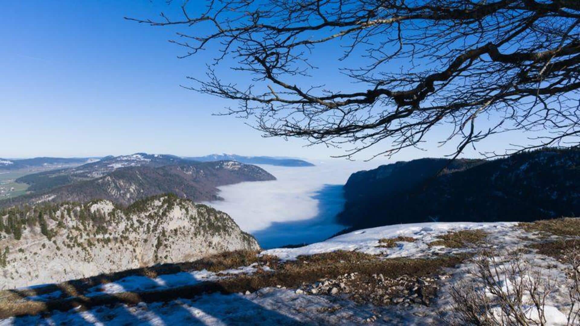 Menjelajahi Pegunungan Jura di Swiss untuk Petualangan Luar Ruang Seru