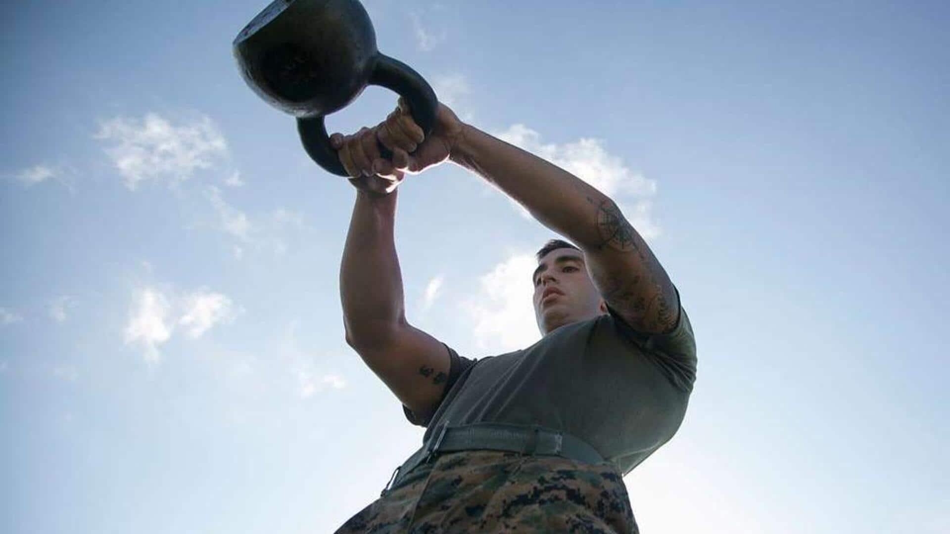 Manfaat Kettlebell Swings untuk kekuatan