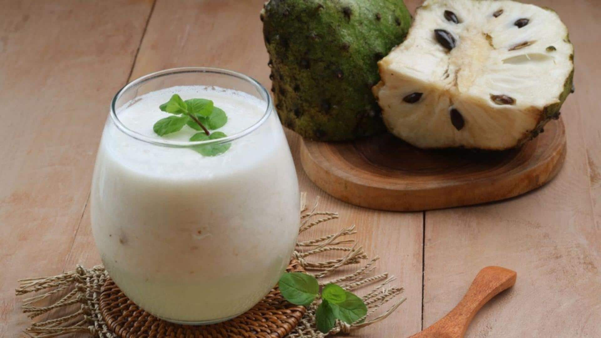 Mencoba Lima Variasi Smoothie Sirsak yang Menyegarkan