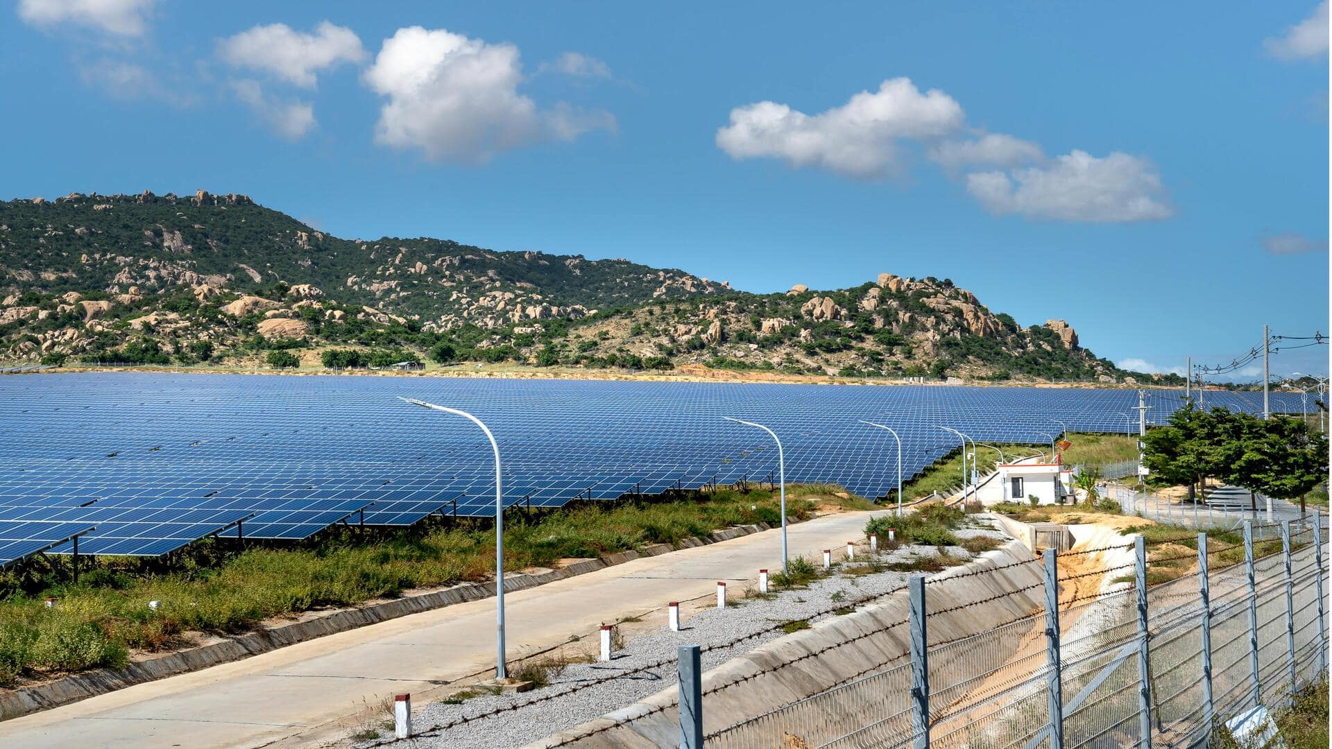 Keberhasilan Luar Biasa India dalam Energi Surya