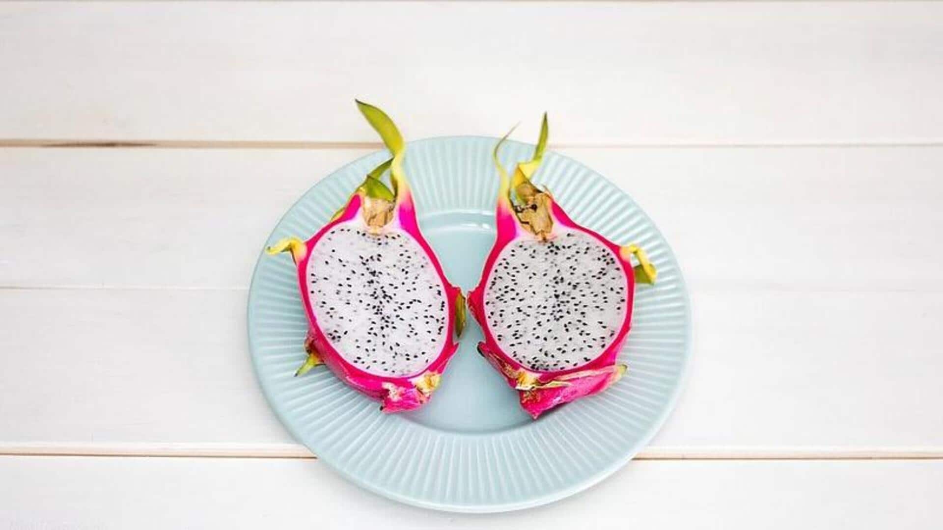 Cobalah resep salad buah naga yang menyegarkan hari ini! Cobalah resep salad buah naga yang menyegarkan hari ini!