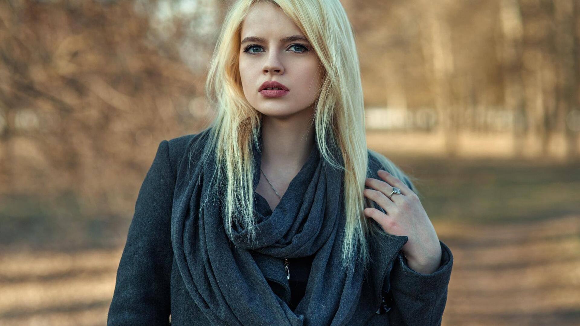 Simpul syal untuk meningkatkan gaya Anda