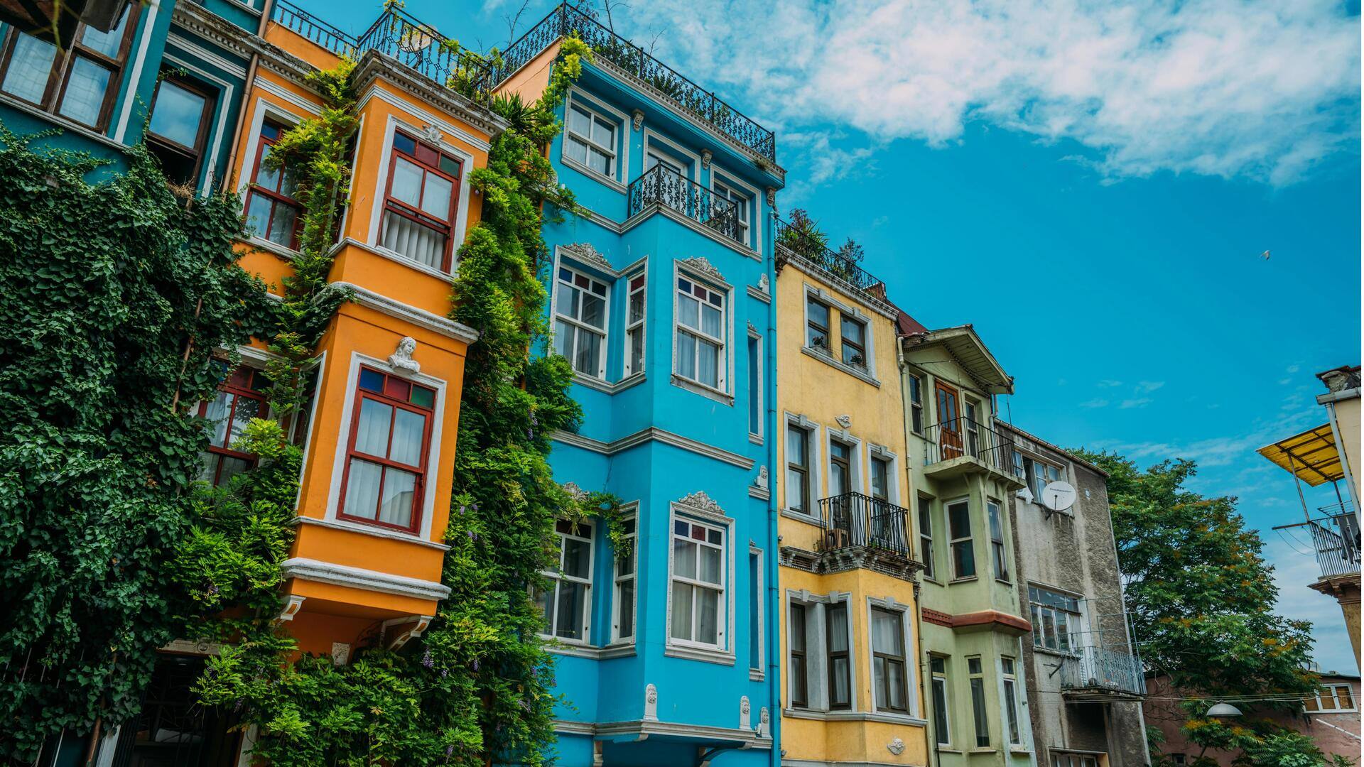 Menemukan Lorong Tersembunyi di Istanbul