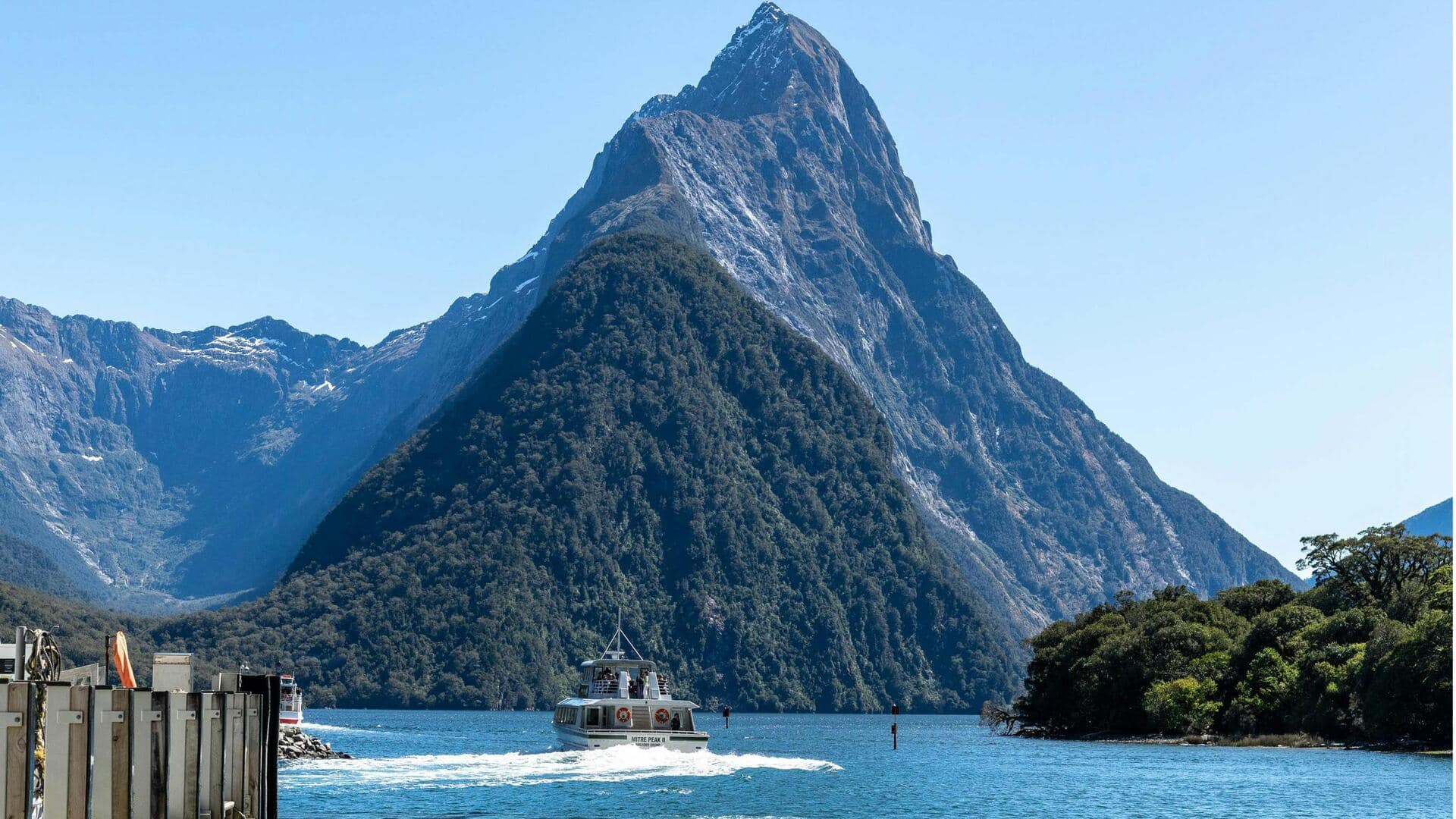 Fjord Sunyi di Selandia Baru untuk Petualangan Kayak yang Tenang Fjord Sunyi di Selandia Baru untuk Petualangan Kayak yang Tenang