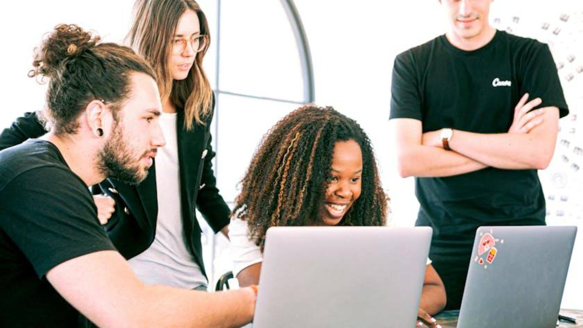 Fakta Menarik tentang Budaya Kerja Teknologi Global