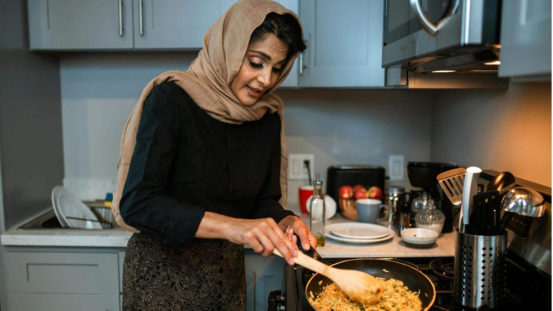 Teknik memasak yang efisien untuk mengubah waktu di dapur Anda