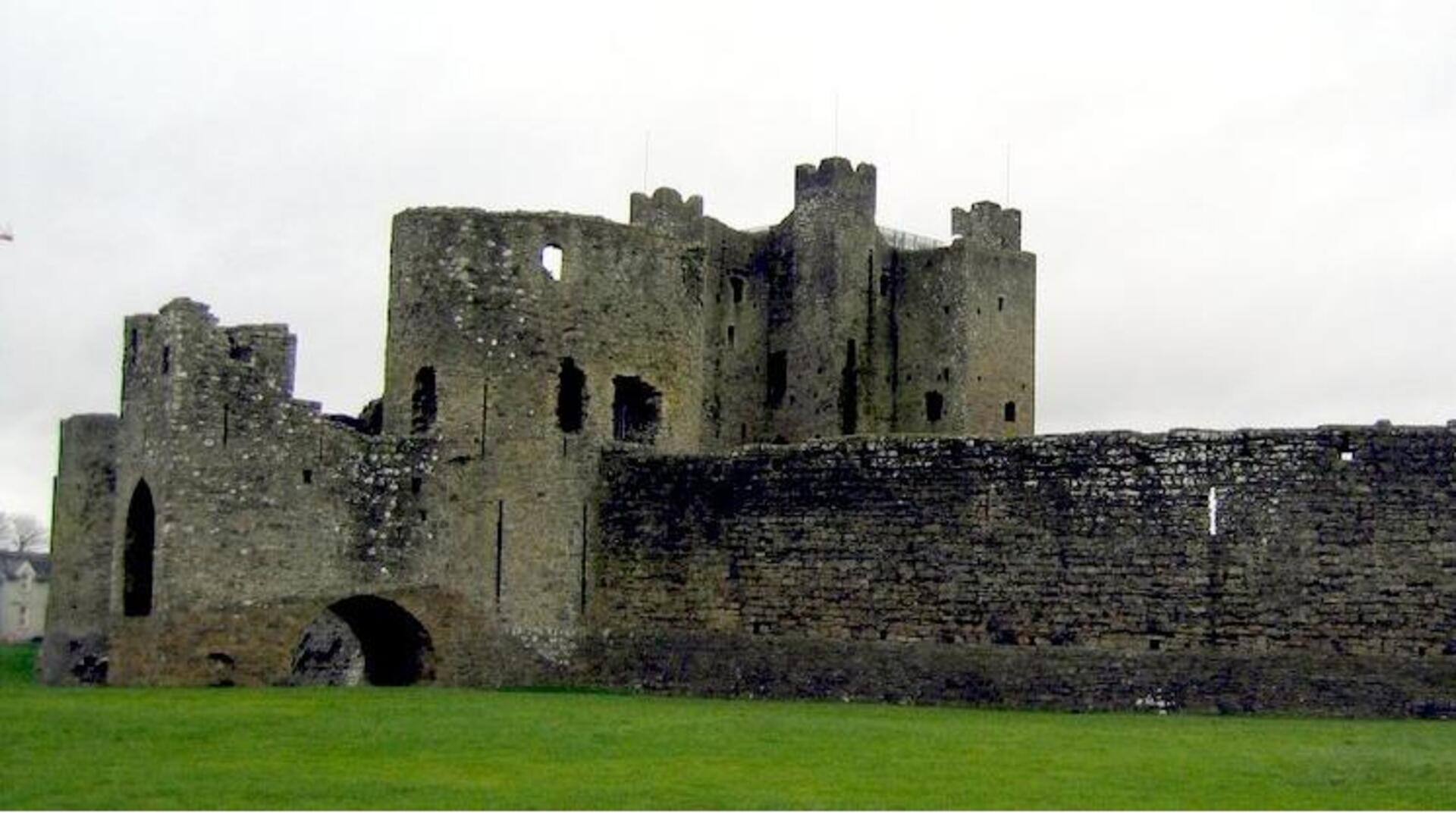 Kunjungi Kota Abad Pertengahan Terlupakan di Irlandia