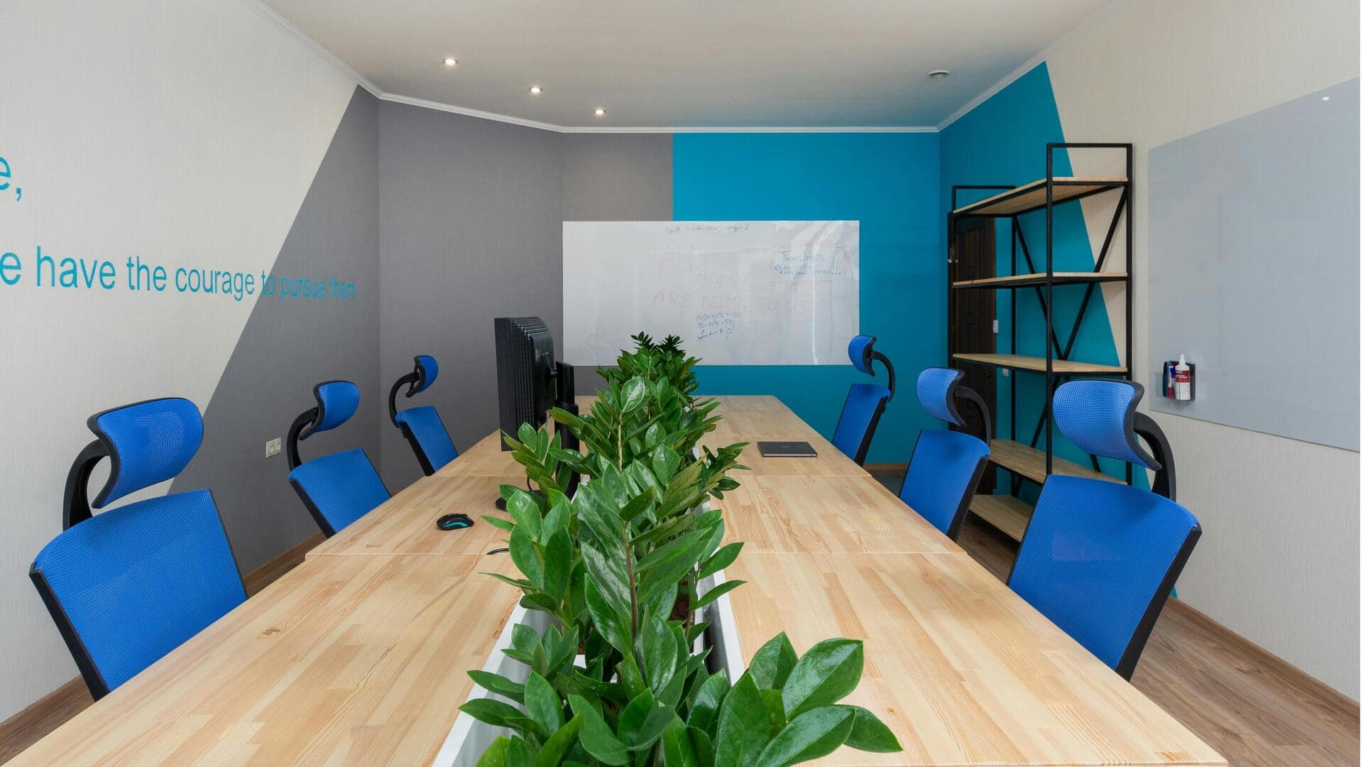 Lima Trik Ilmiah untuk Menyejukkan Ruangan Kantor secara Alami