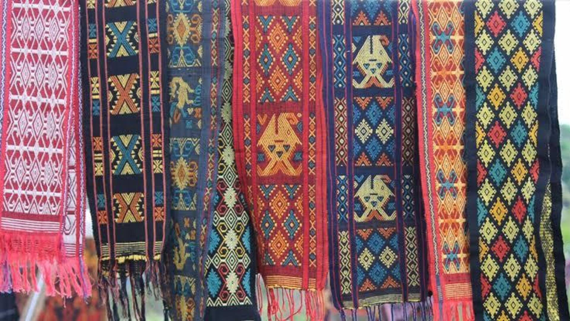 Tip memadukan kain ikat Indonesia