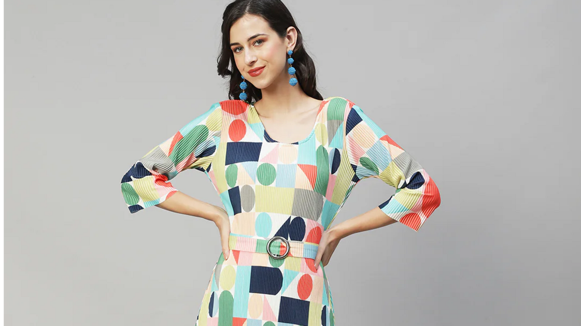 Pola geometris dalam fesyen musim gugur India