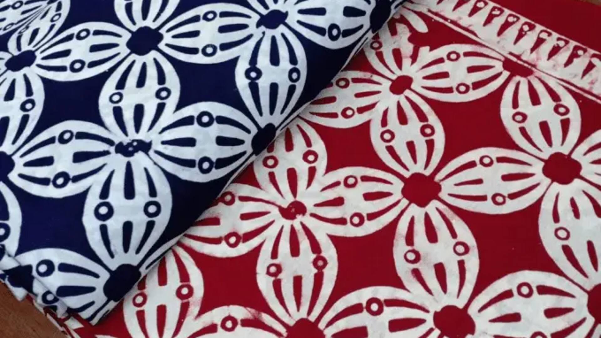 Motif batik tradisional dalam tren fesyen modern