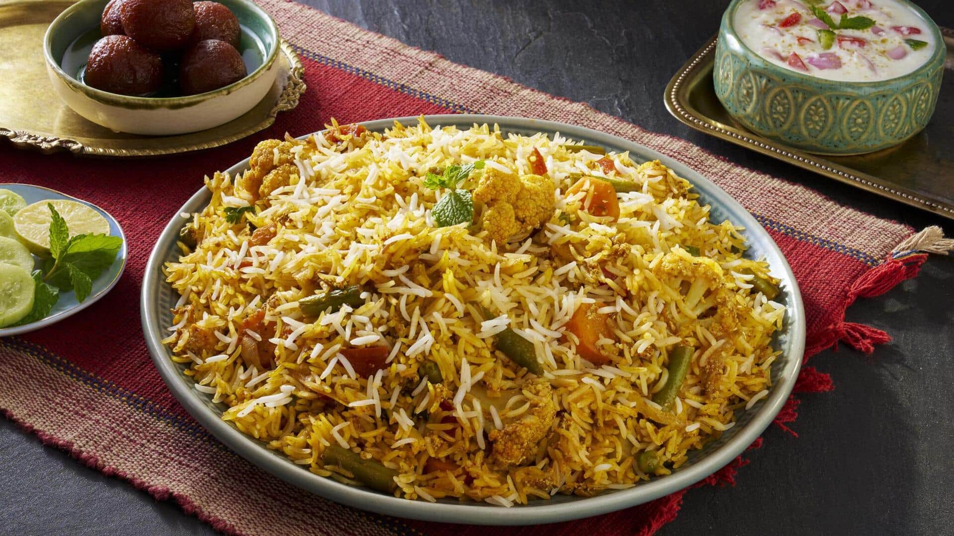 5 Varietas Biryani Yang Harus Anda Cicipi Di Hyderabad