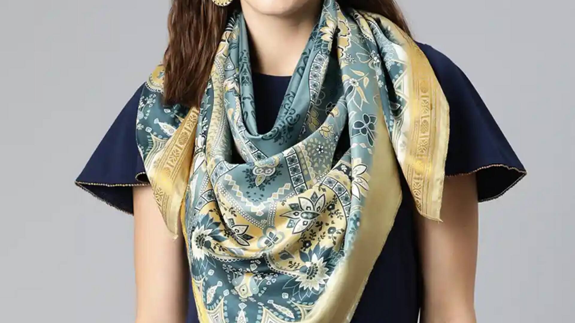 Syal pernyataan yang dapat diubah: Tip gaya untuk setiap musim