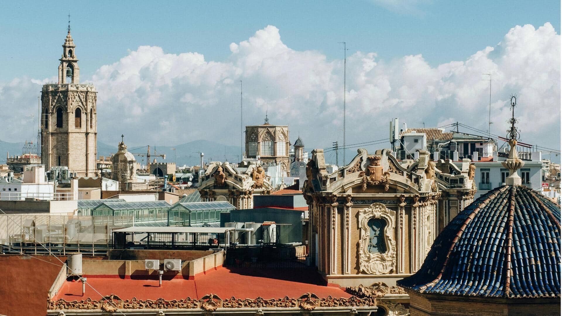 Menjelajahi Jalanan Valencia untuk Inspirasi Artistik