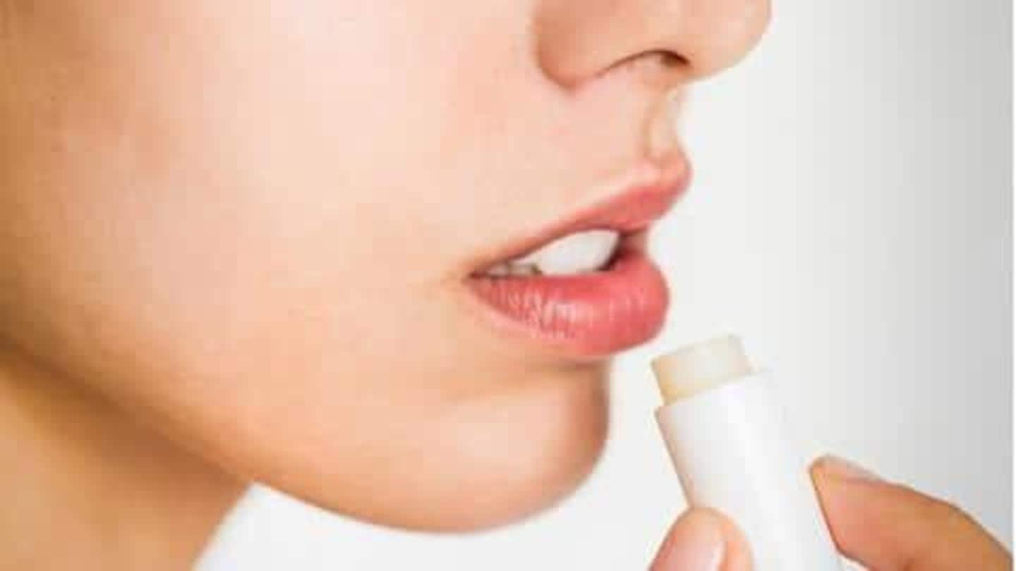 #BeautyBytes: 5 kegunaan pelembap bibir yang mengejutkan