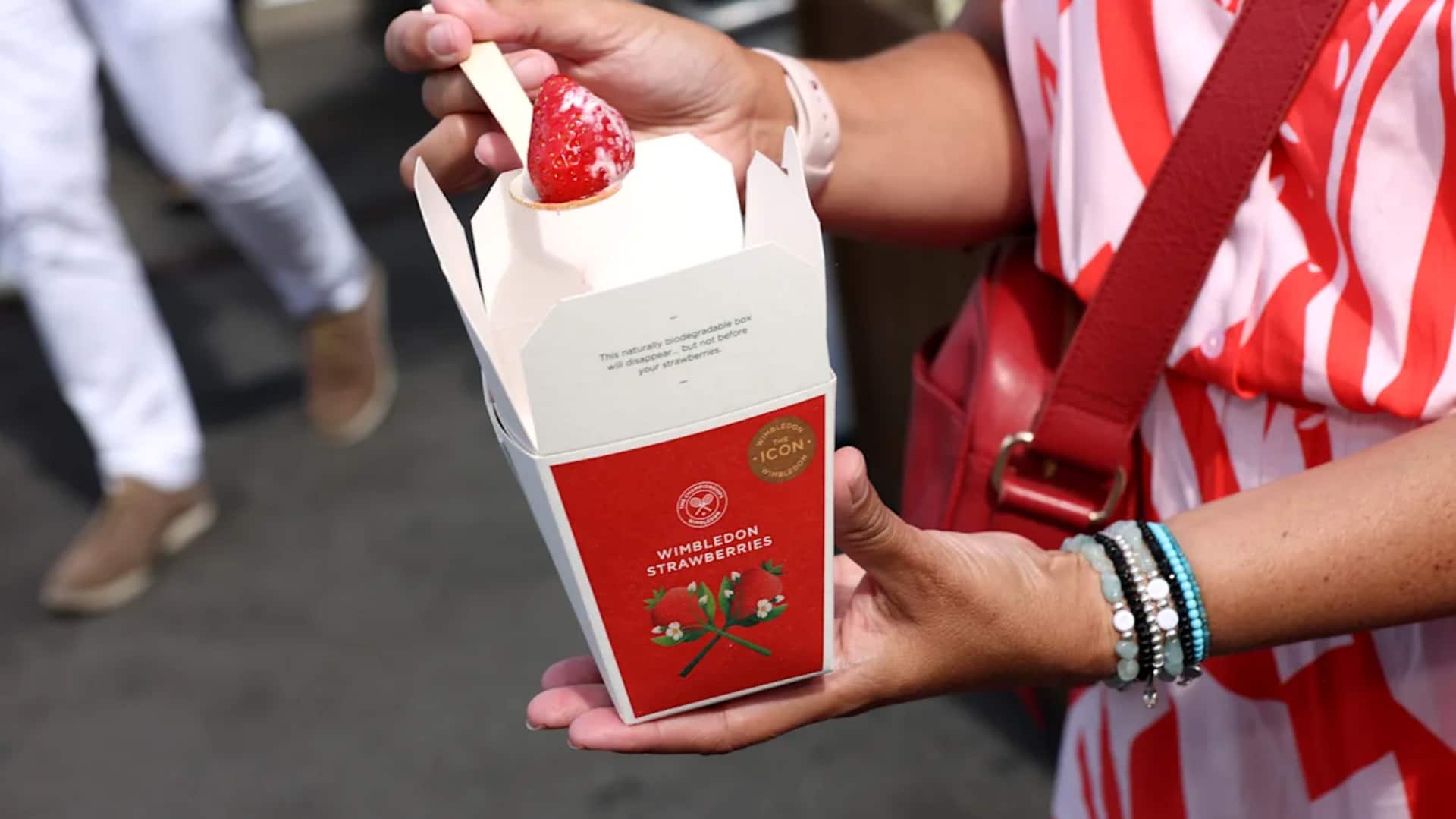 Mengapa pemain tenis menyukai stroberi di Wimbledon?