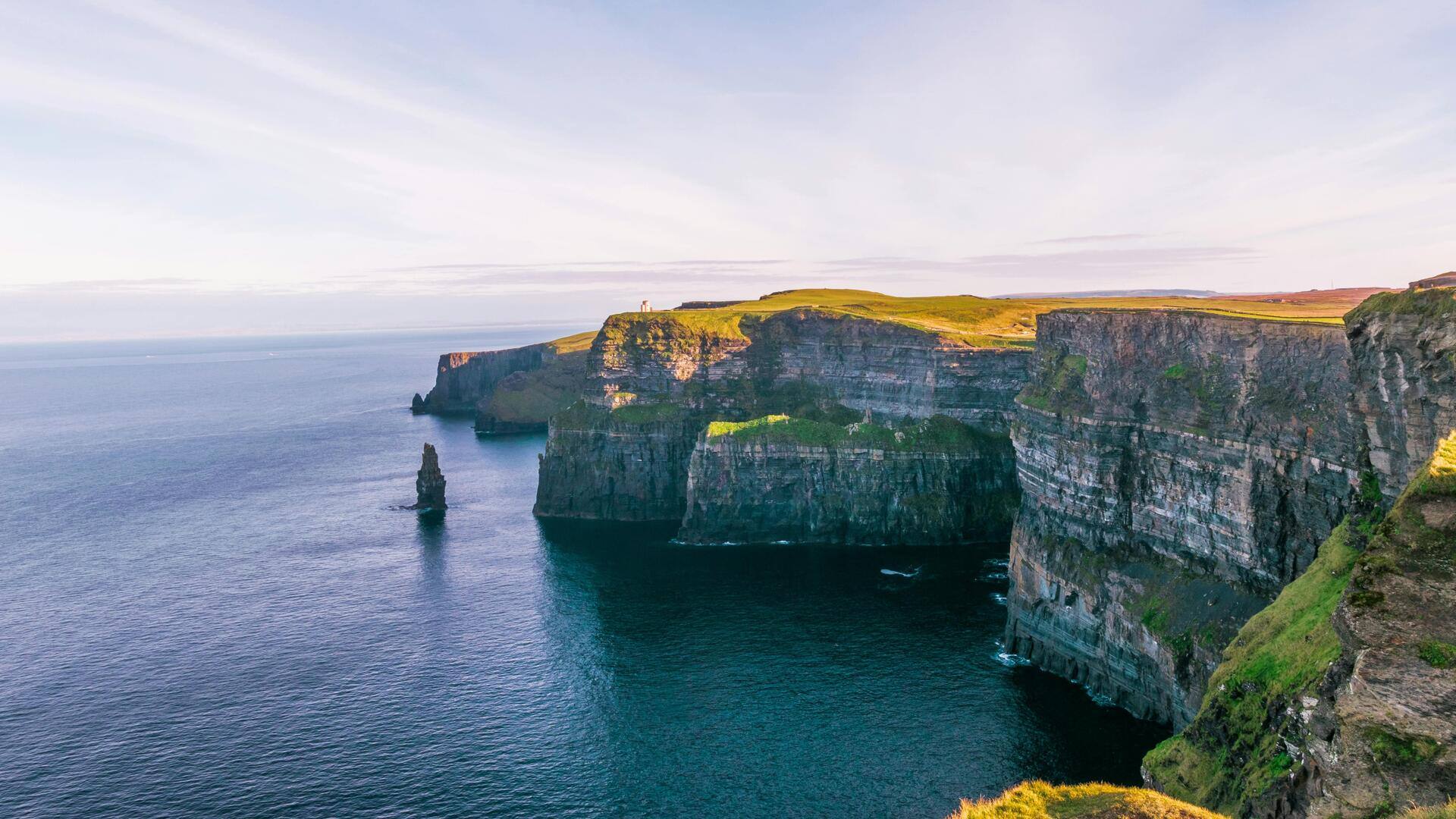 Menjelajahi Loop Head Peninsula di Irlandia: Panduan Petualangan Menakjubkan