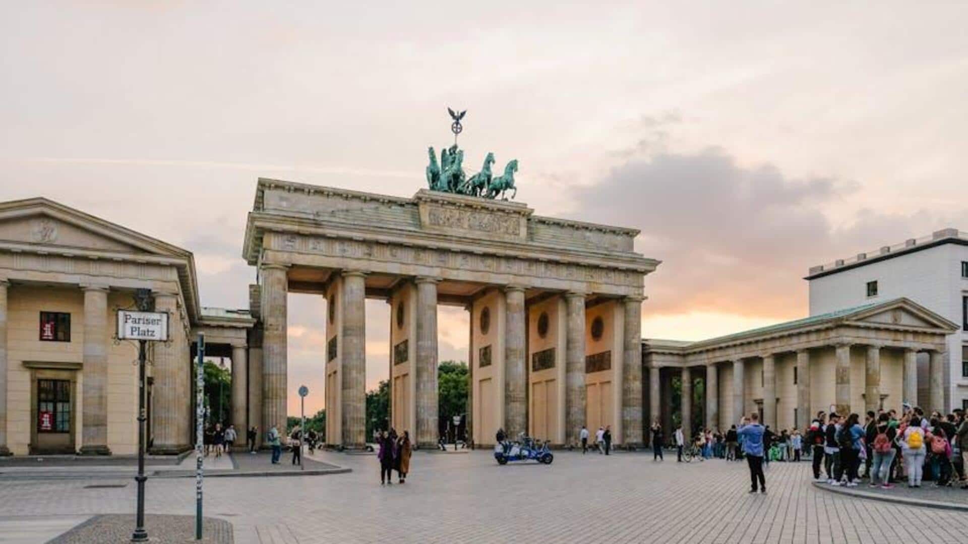Menjelajahi Instalasi Seni Urban di Berlin
