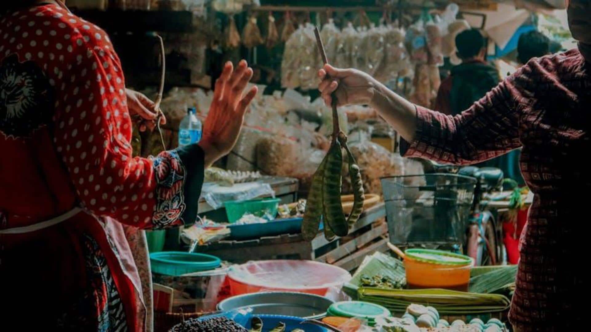 Menangkap Esensi Jalanan Indonesia melalui Fotografi Candid Menangkap Esensi Jalanan Indonesia melalui Fotografi Candid