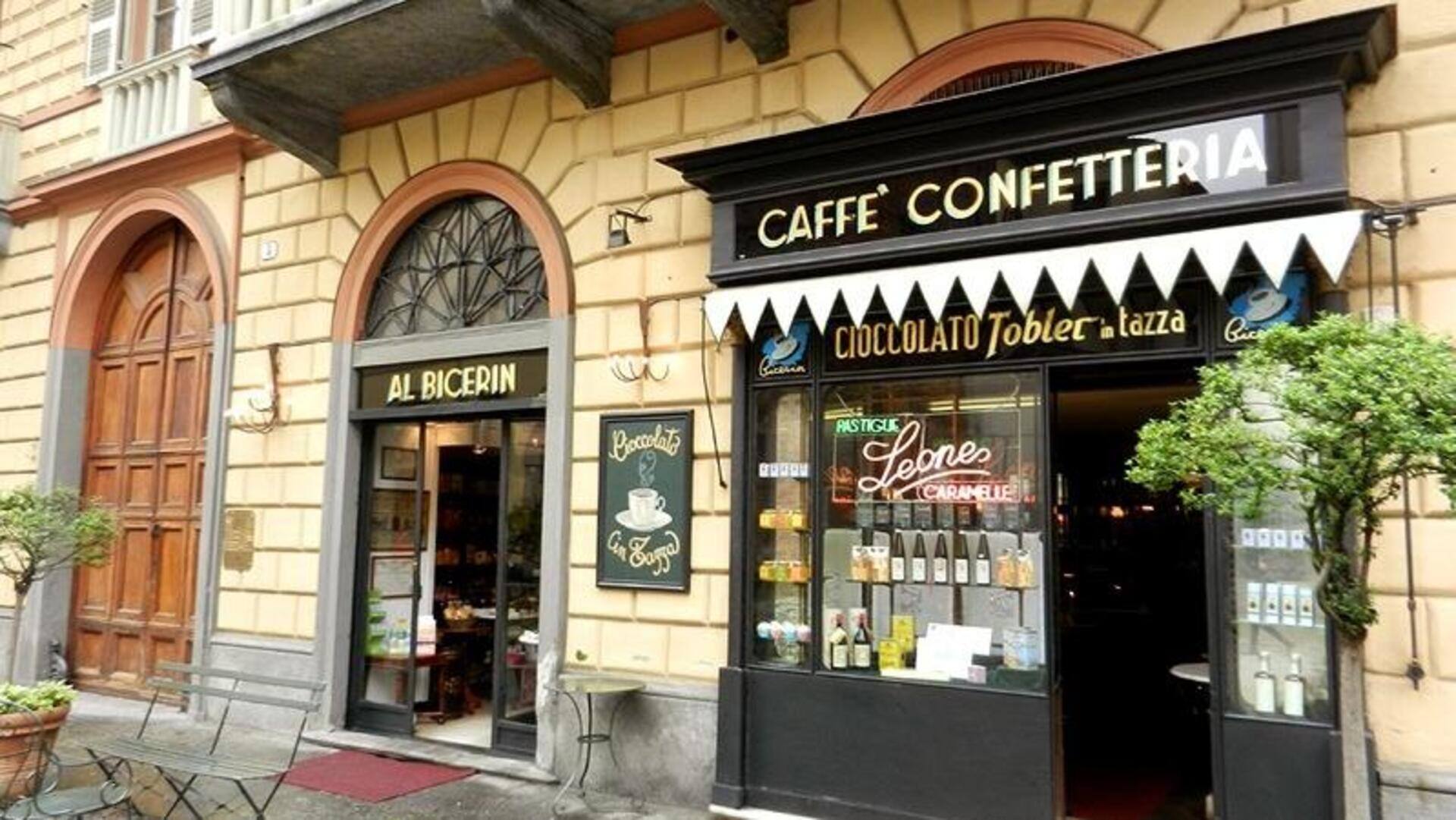 Menjajal Kafe-kafe Bersejarah di Turin Menjajal Kafe-kafe Bersejarah di Turin