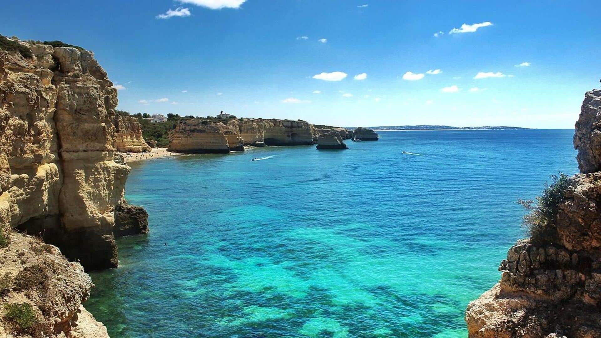 Pantai-Pantai Terpencil di Portugal yang Wajib Dikunjungi