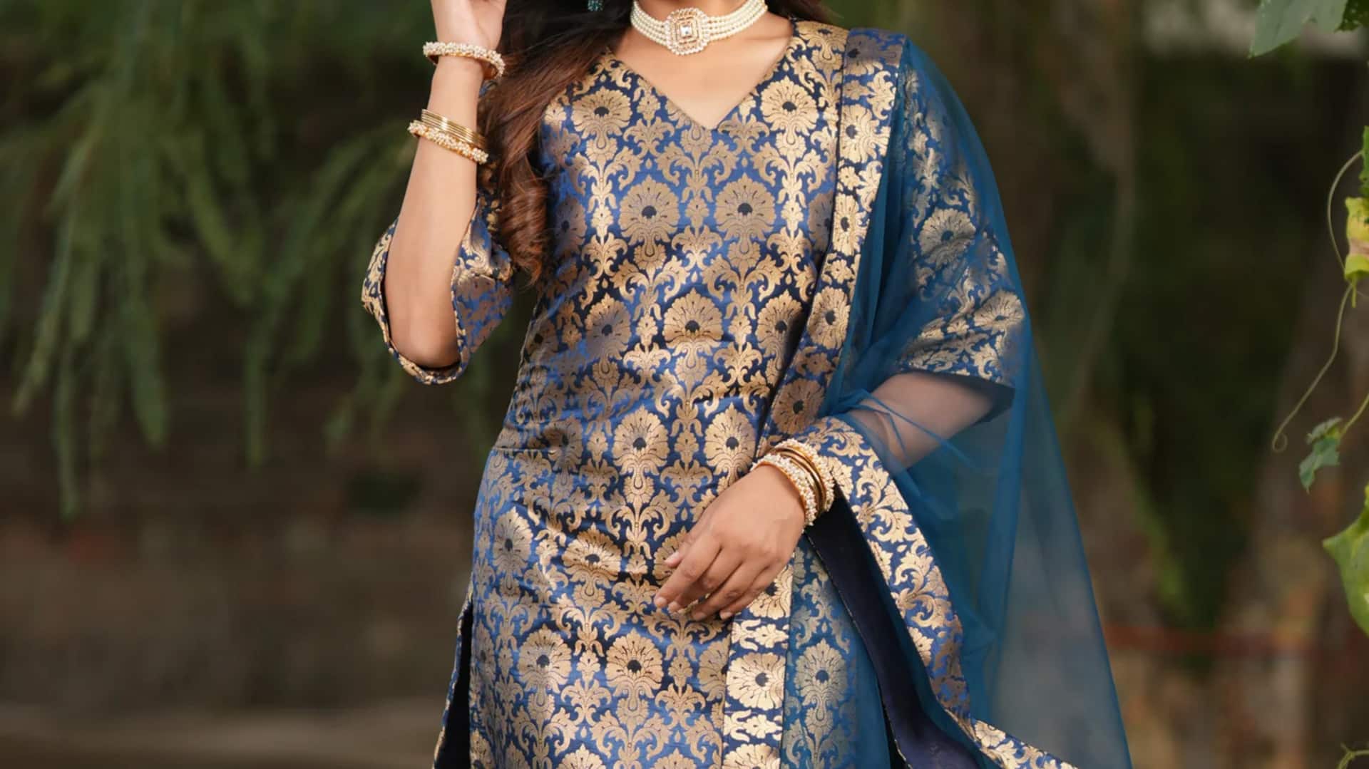 Kebangkitan kembali brokat Banarasi dalam mode India