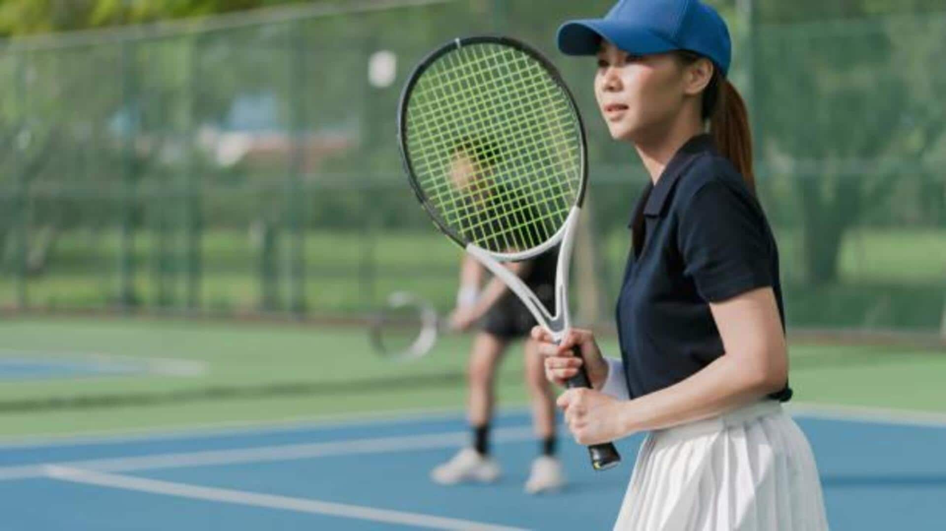 Pentingnya ritual peregangan pemain tenis sebelum pertandingan