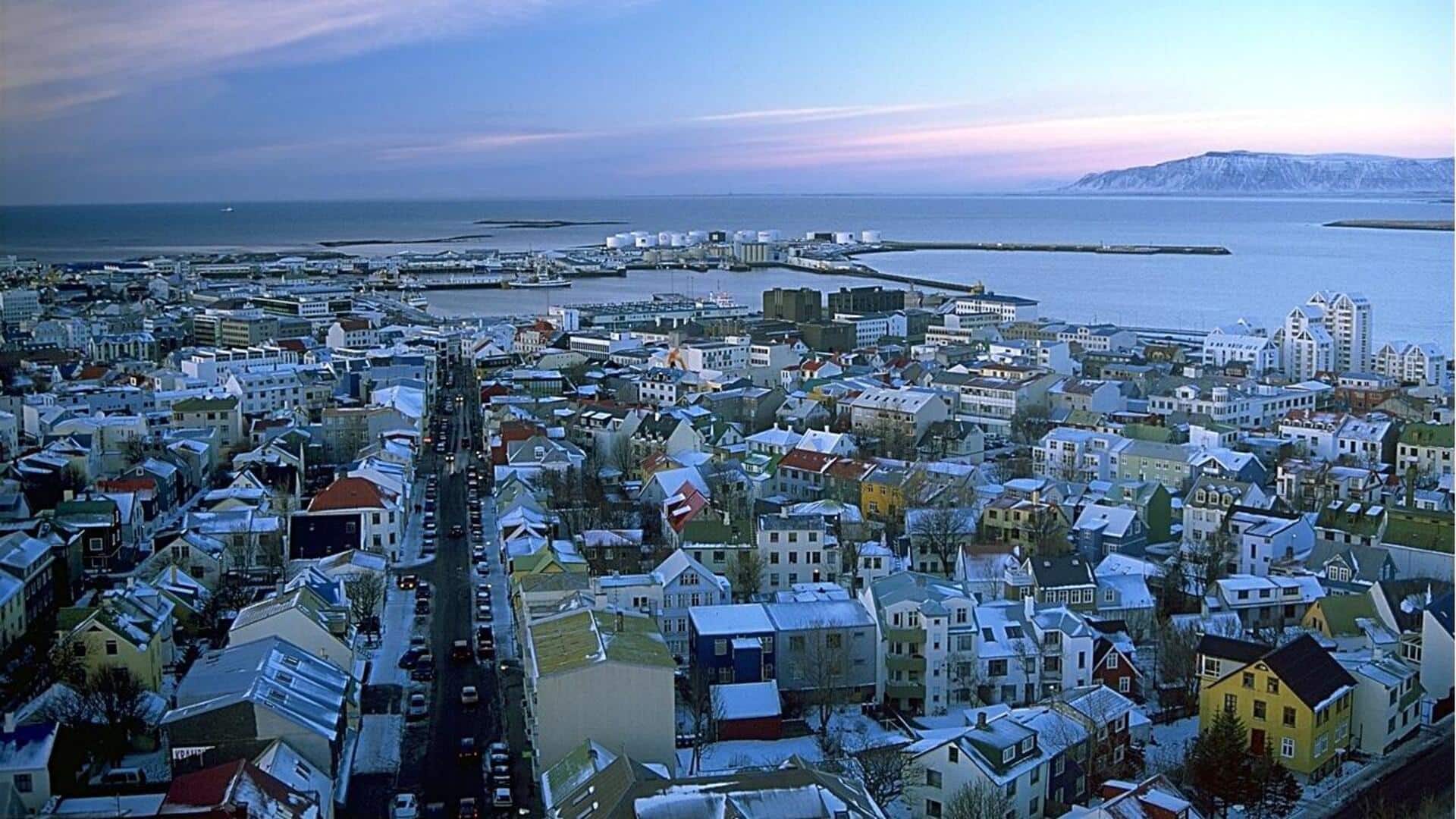 Bersantai di Sudut Kota Reykjavik, Islandia