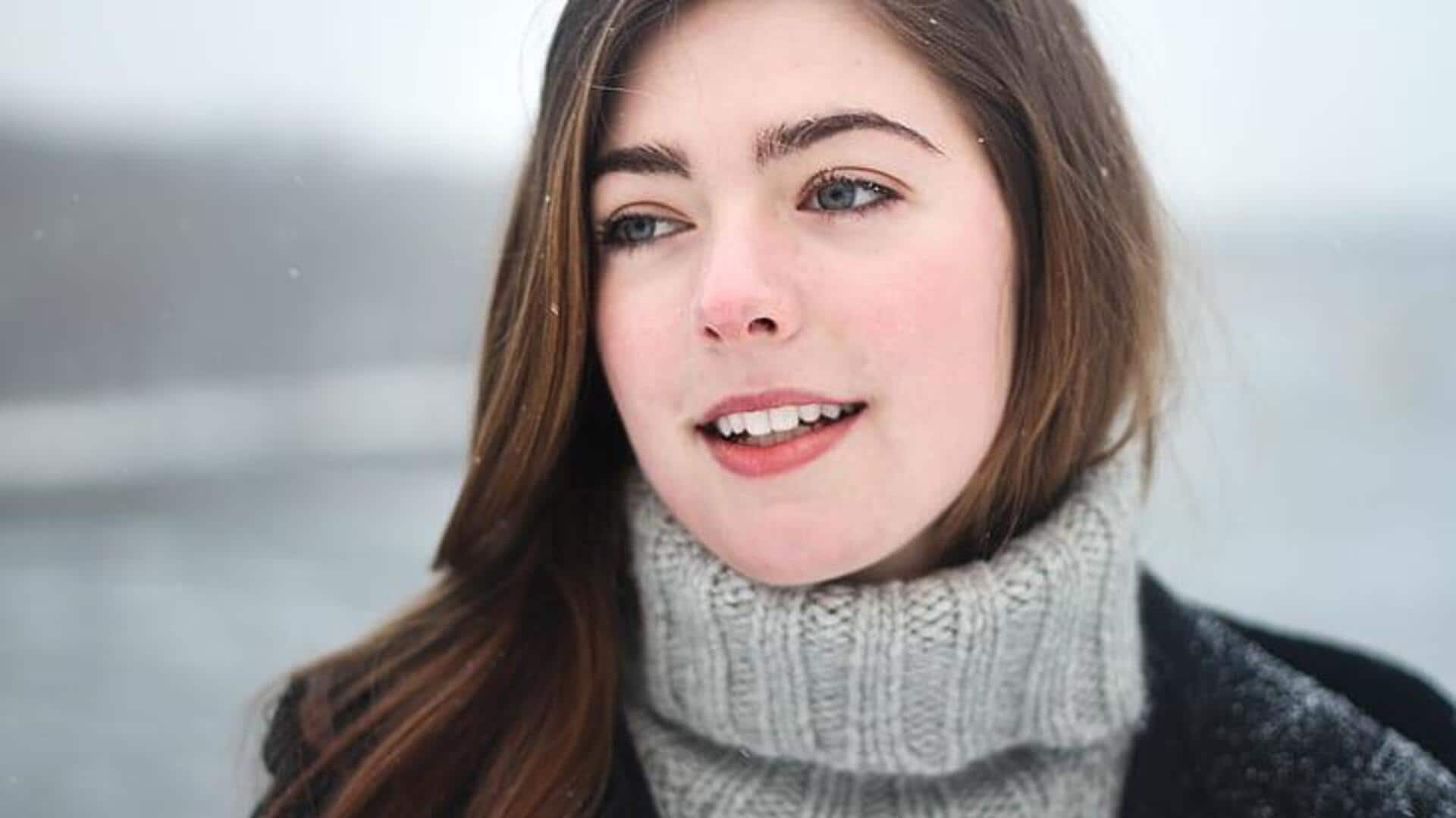 Lima cara modern memadukan atasan leher tinggi musim dingin ini