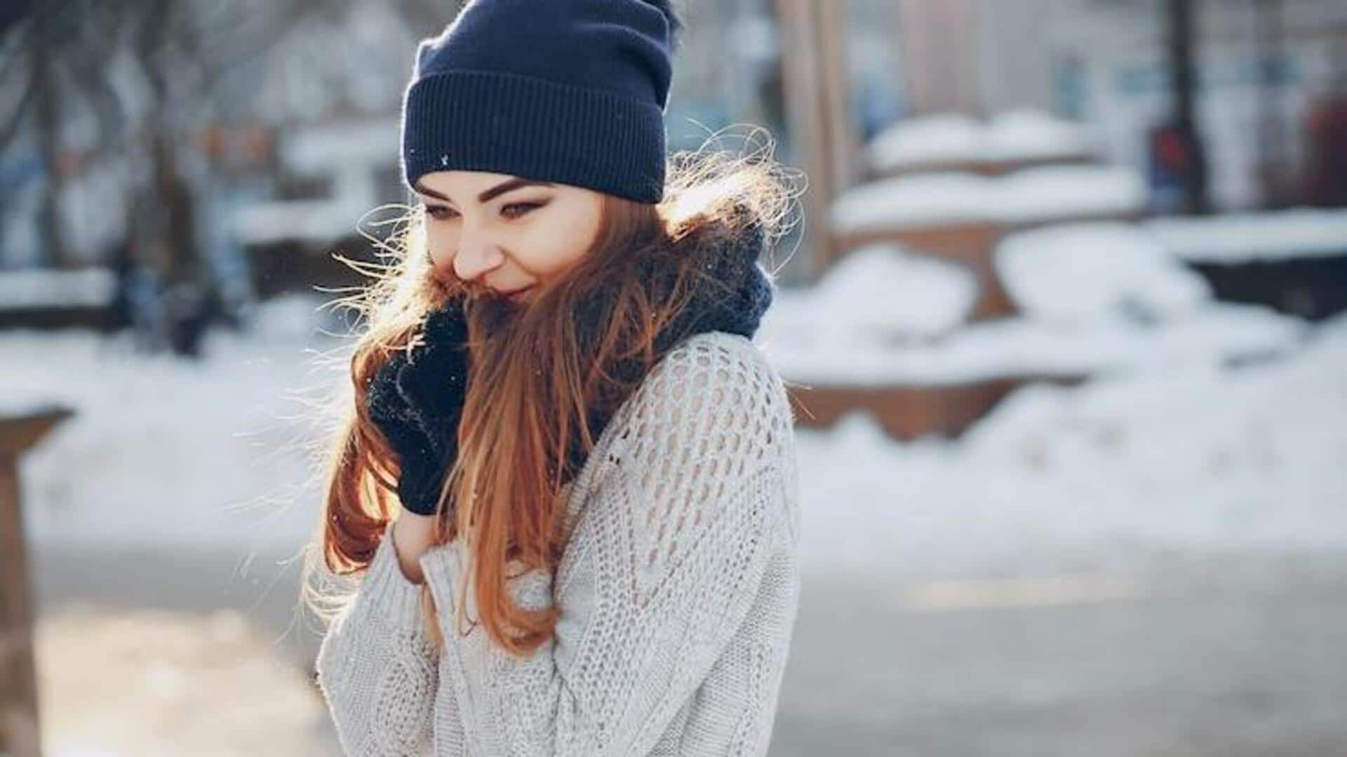 Tambahkan benang metalik pada pakaian musim dingin Anda