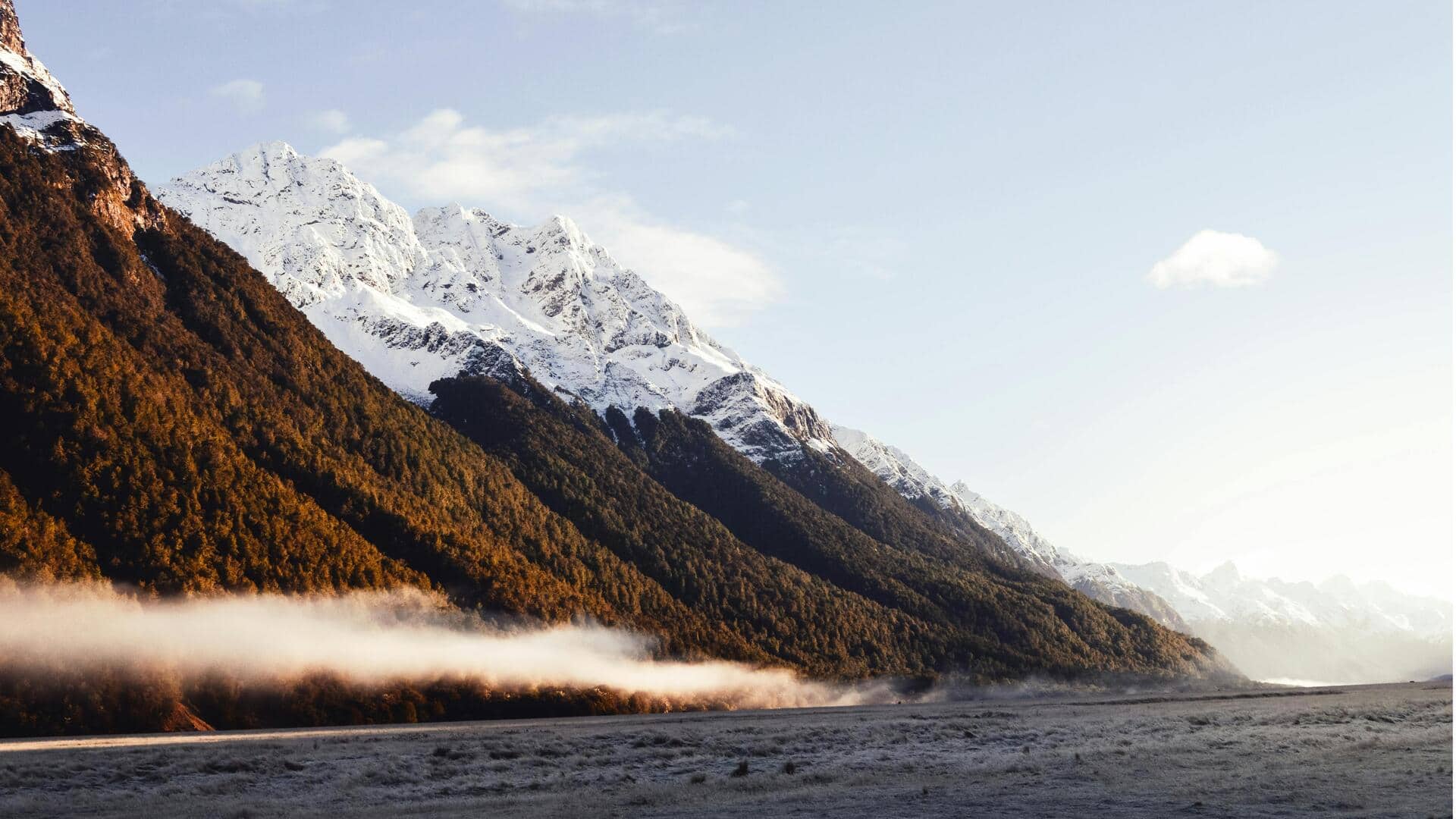 Jelajahi Fiordland di Selandia Baru Jelajahi Fiordland di Selandia Baru