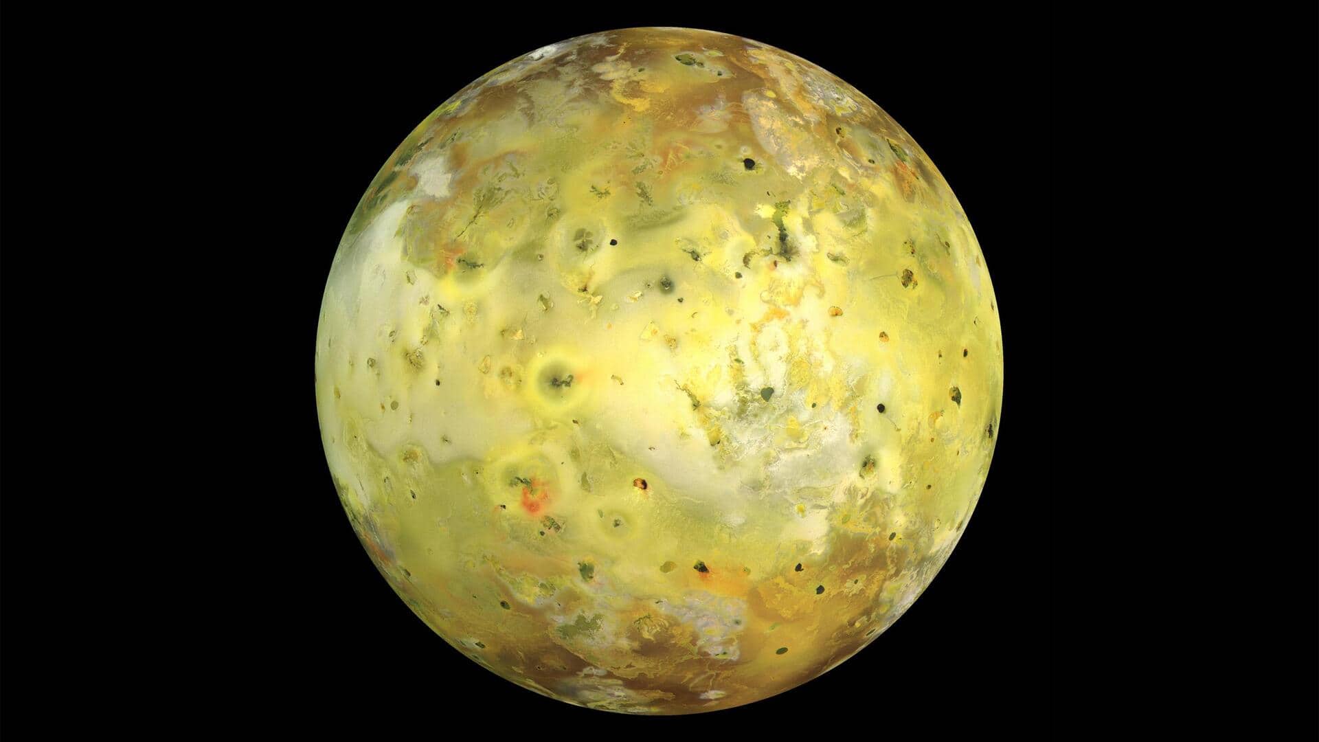 Menjelajahi Keunikan dari Berbagai Bulan di Tata Surya Kita