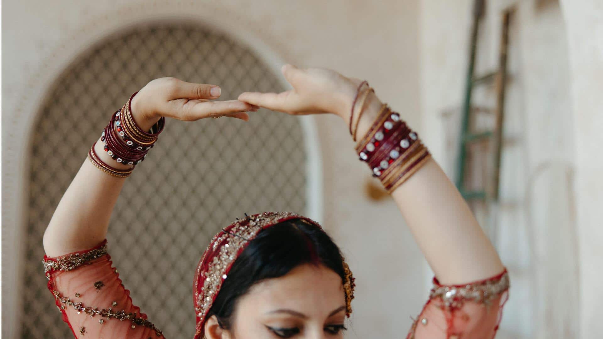 Pembaruan gaya musim hujan dengan aksesori artisanal India