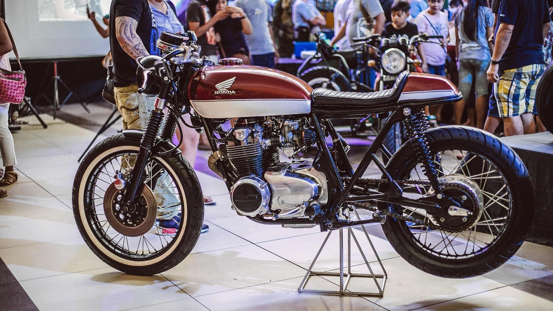 Lima Motor Antik Terlangka di Pameran Indonesia