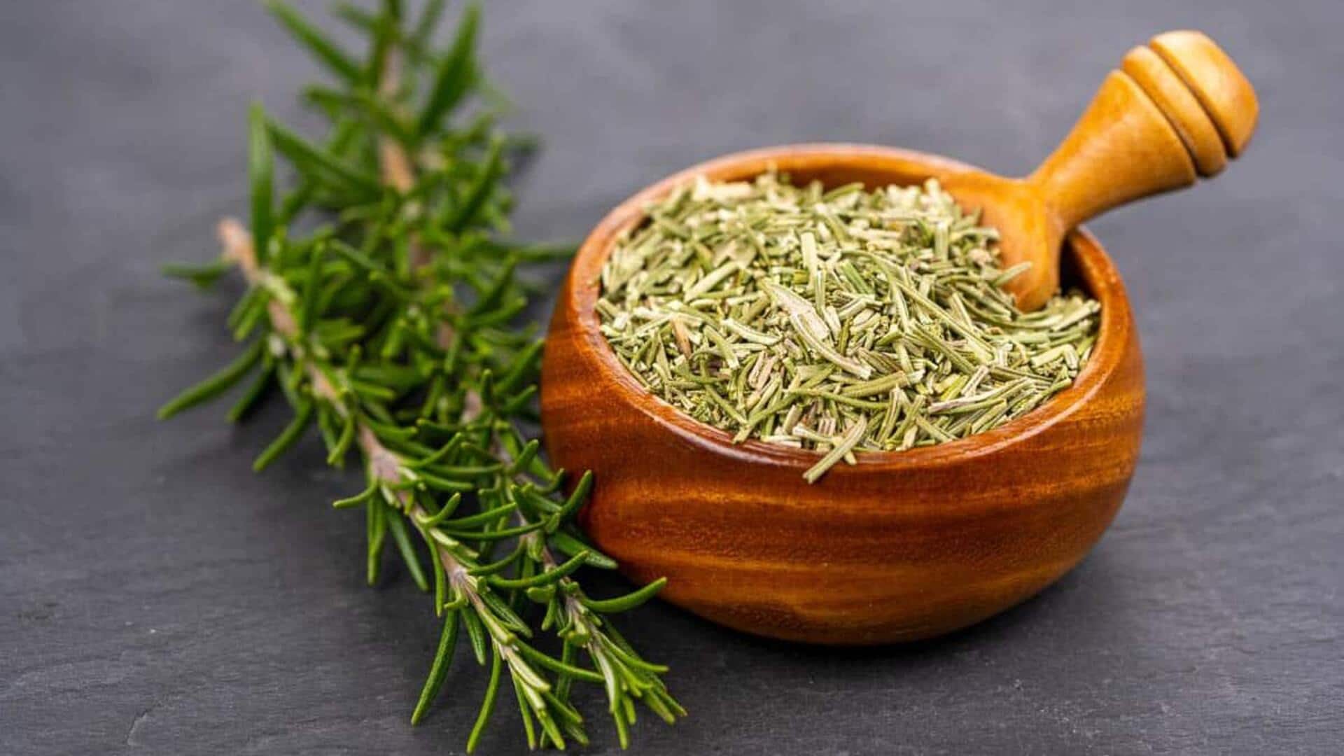 Lima Herbal untuk Meningkatkan Cita Rasa Sup Anda secara Instan