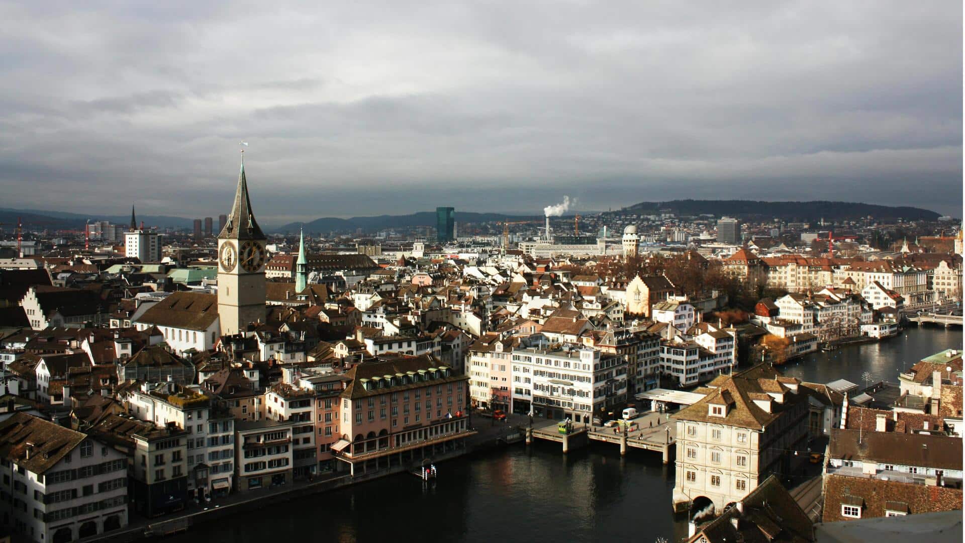 Menjelajahi Ruang Publik Penuh Seni di Zurich Menjelajahi Ruang Publik Penuh Seni di Zurich