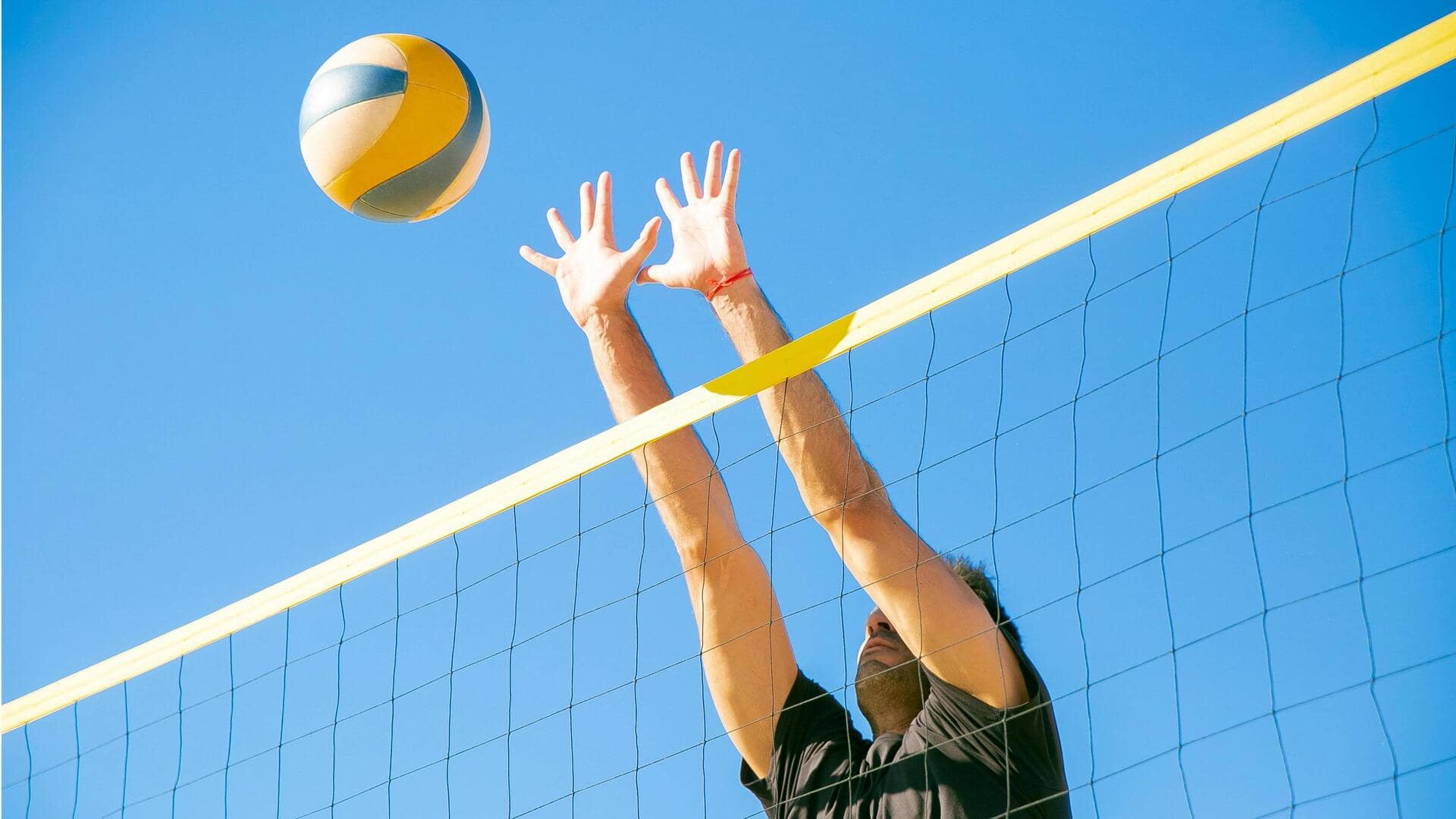 Mengapa bola voli memiliki panel melengkung?