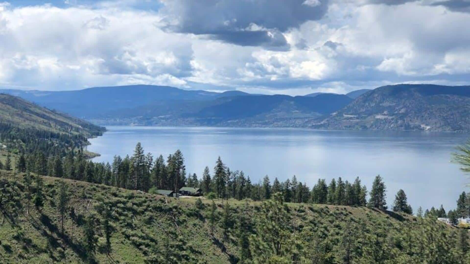 Menikmati Danau Kanada dengan Petualangan Kayak