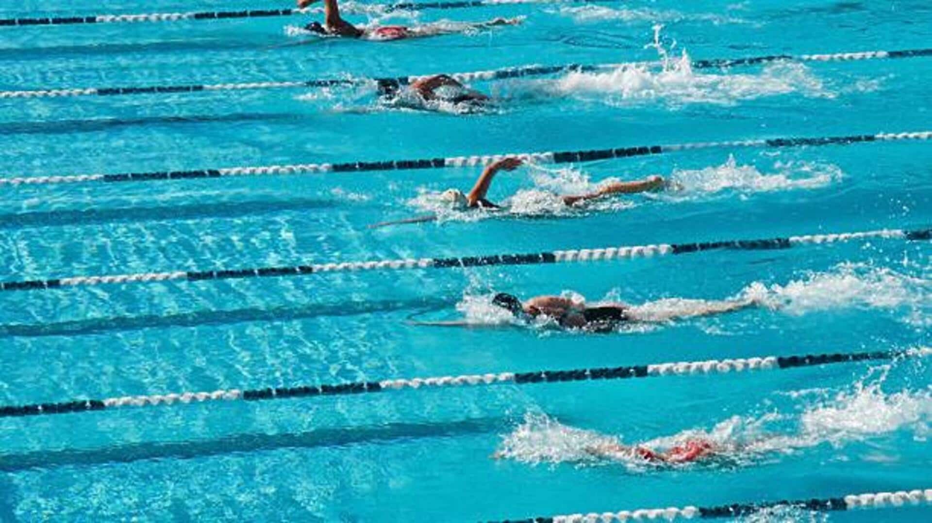 Mengapa kolam renang memiliki garis jalur khusus?