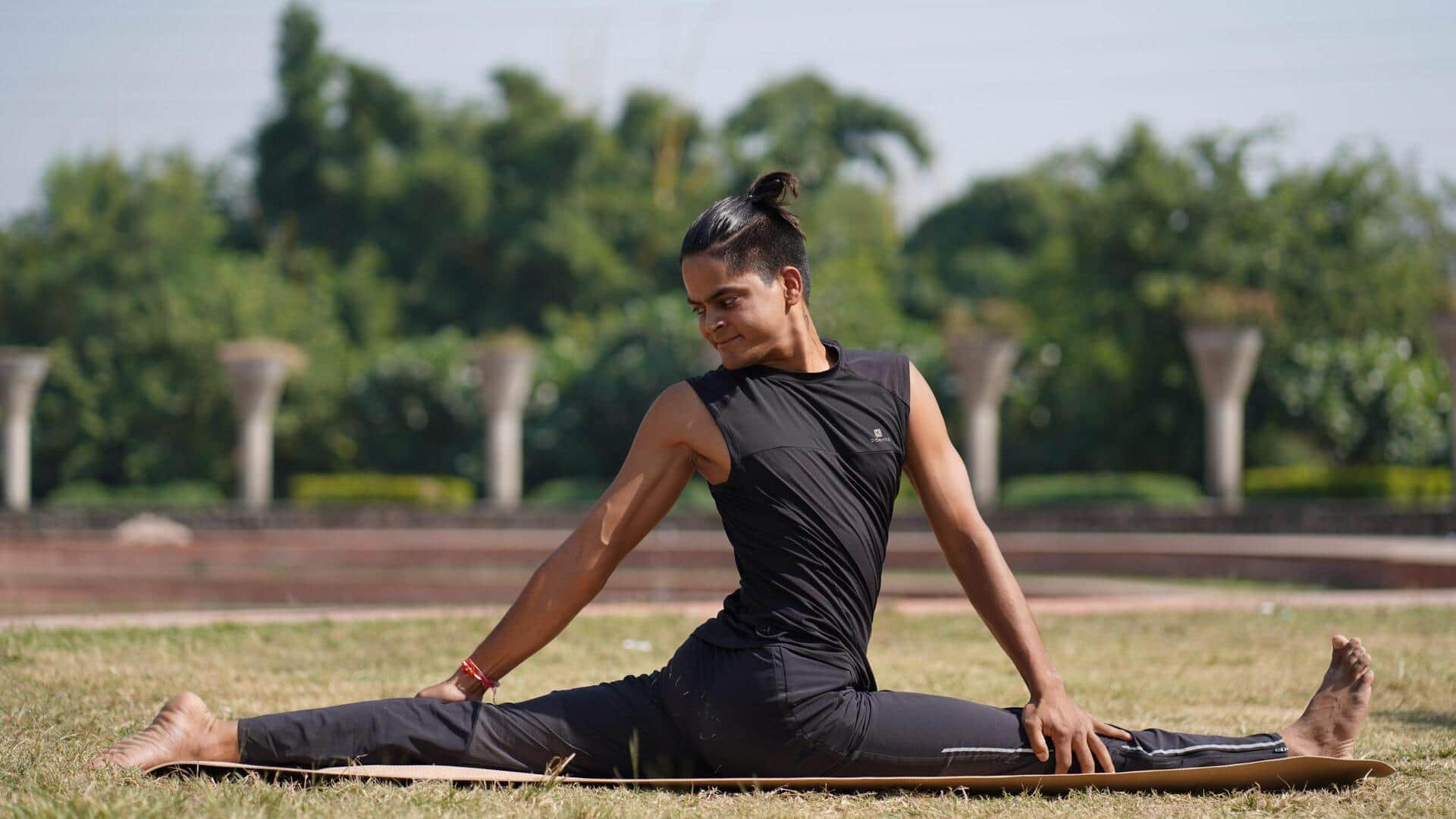 Melatih kekuatan rotasi dengan Landmine Twists