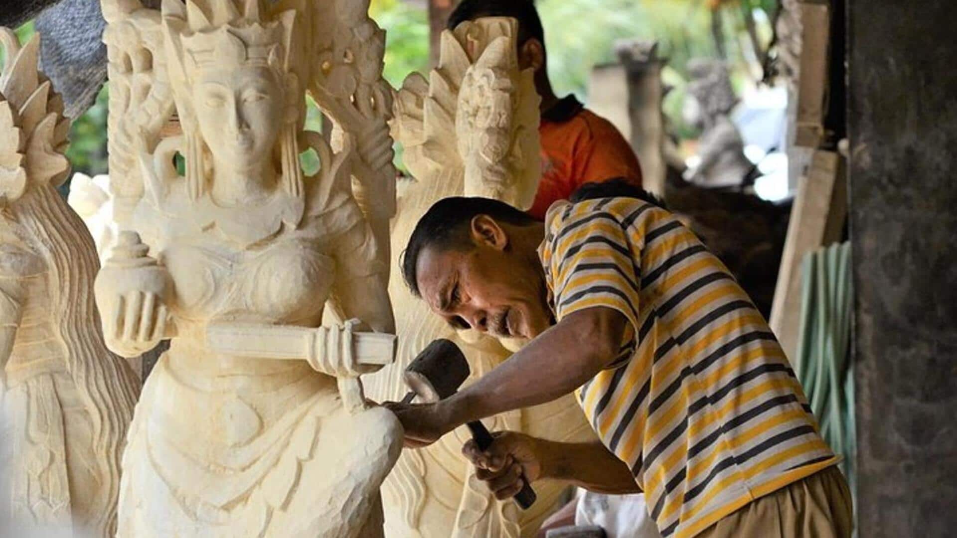 Lima Perspektif Unik pada Patung Tradisional Bali