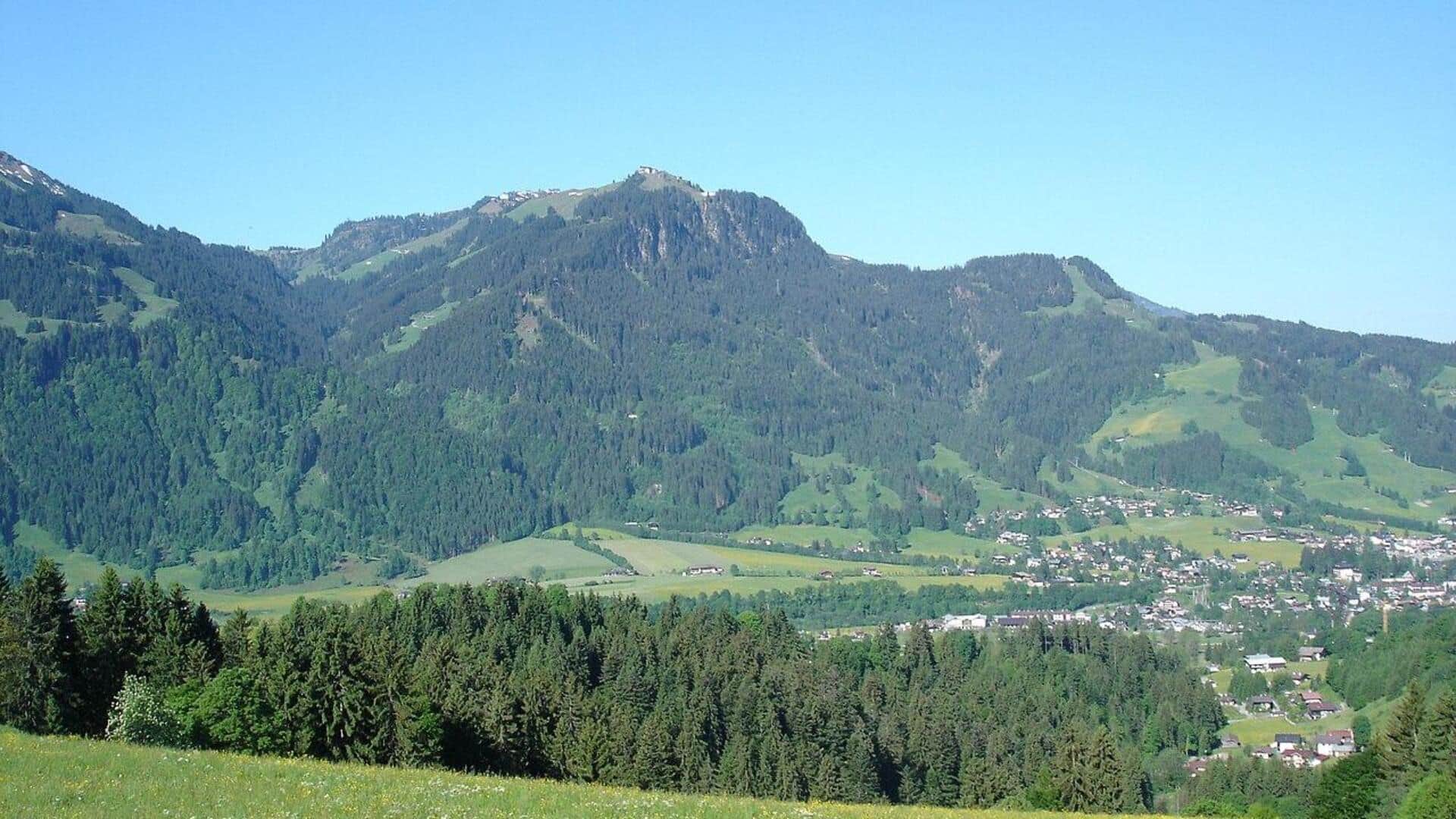 Jalan Kaki Menyusuri Desa-Desa Alpen di Austria