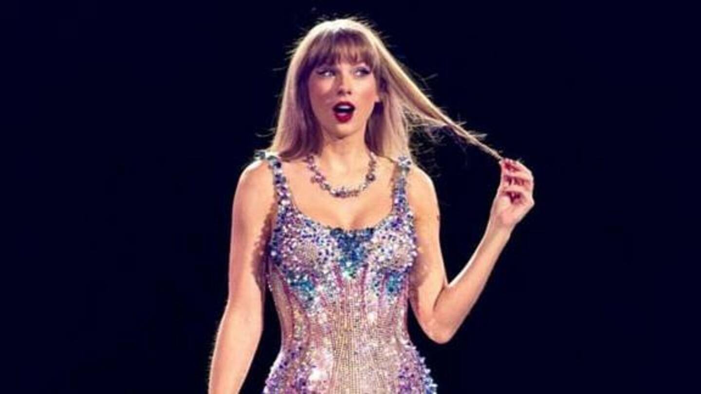 Piano Taylor Swift berbunyi sendiri di konser Foxborough