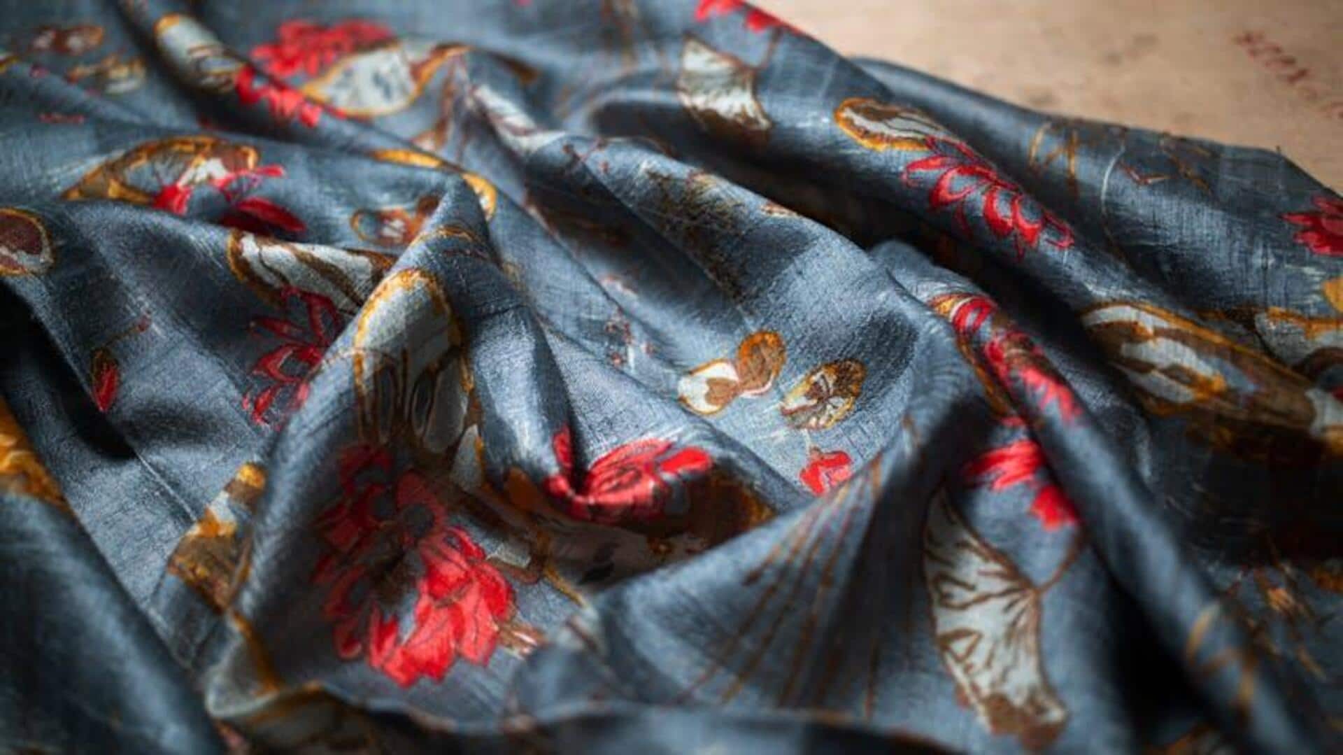 Gaya Unik dengan Syal Vintage Gaya Unik dengan Syal Vintage