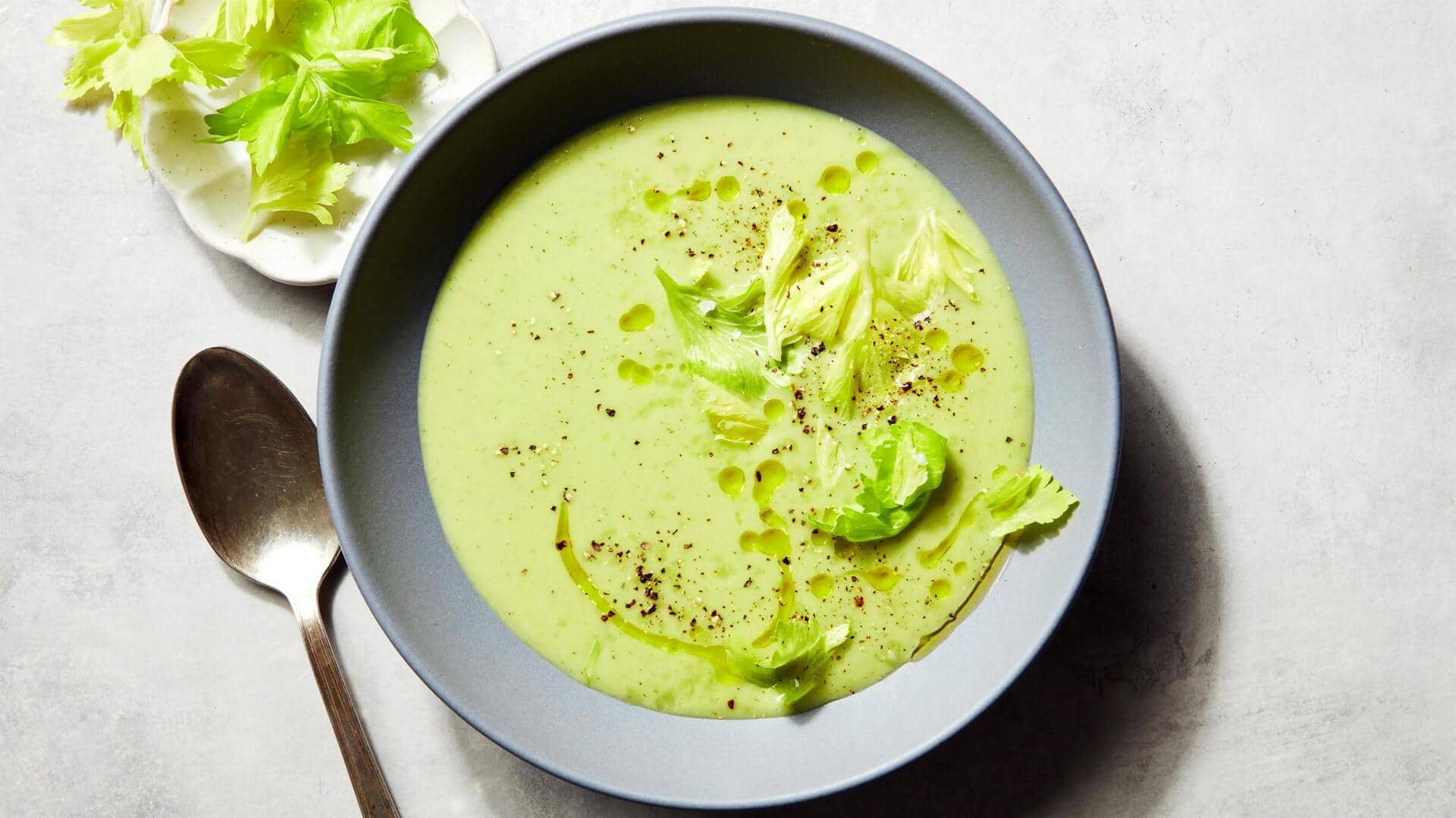 Lima Hidangan Lezat dengan Bahan Dasar Seledri Air