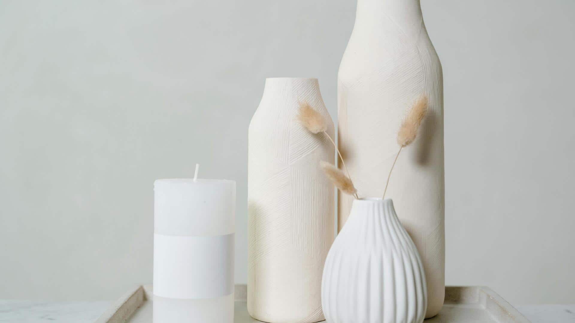 Cara efektif membersihkan noda membandel pada vas keramik