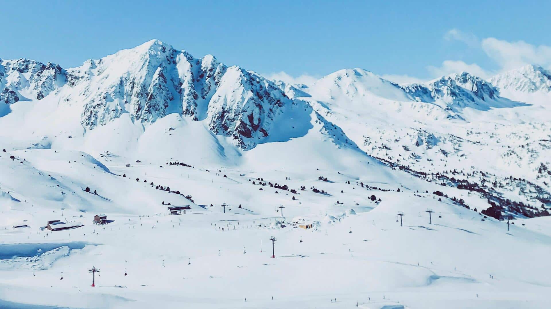 Menjelajahi Jalur Pendakian Alpen Andorra yang Menawan