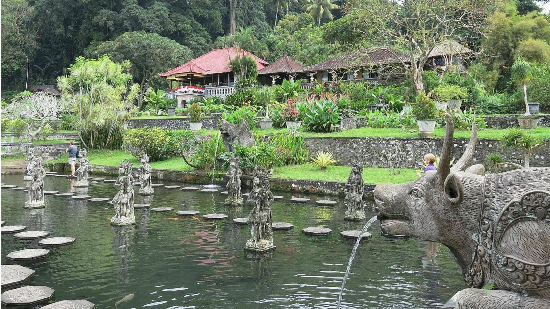 Istana Air Bali: Menjelajahi Tirtagangga dan Tirta Empul Istana Air Bali: Menjelajahi Tirtagangga dan Tirta Empul