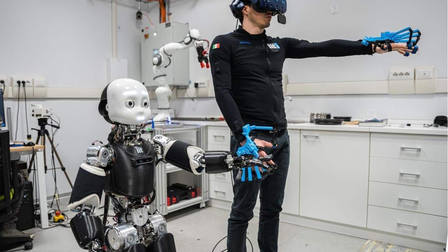 iCub, robot humanoid seukuran anak kecil, mengecoh banyak orang dengan 'kesadaran diri'