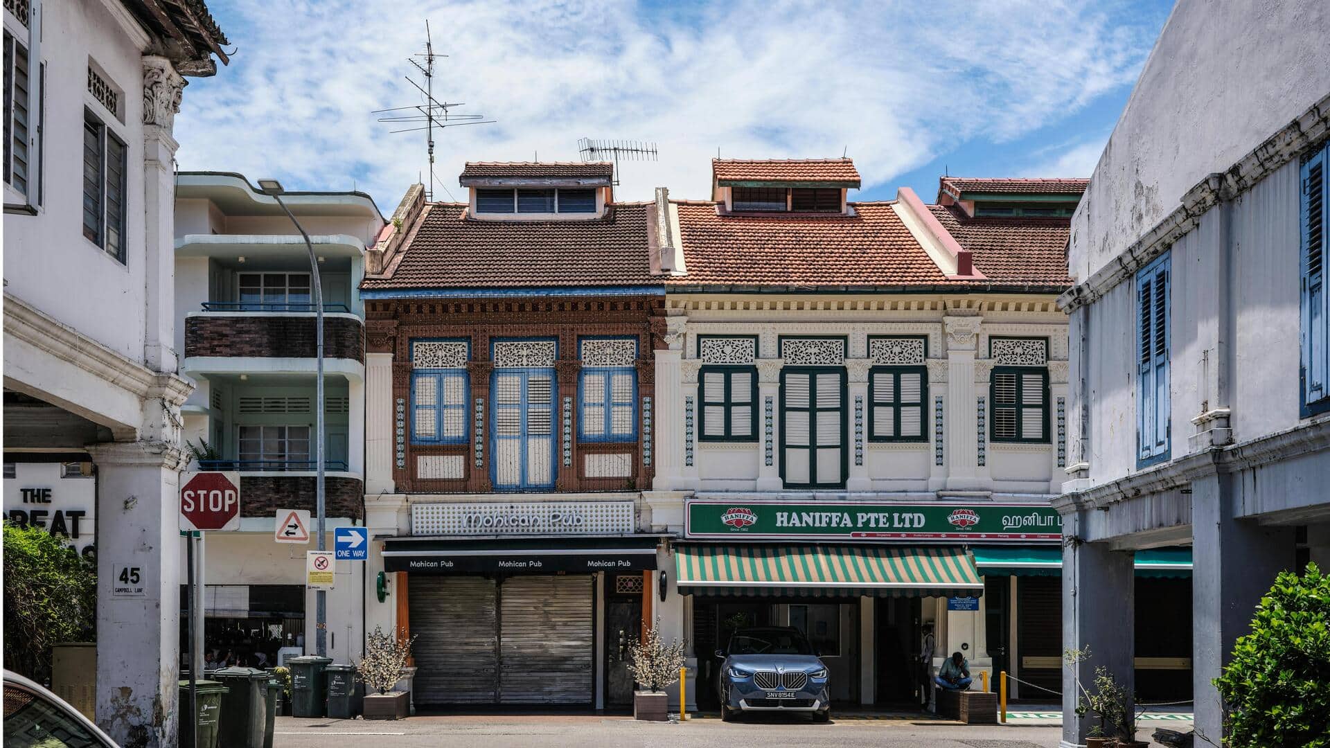 Menjelajahi Rumah Toko Tradisional Singapura